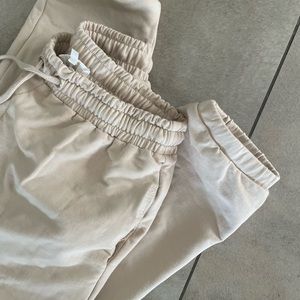 Tan super cozy sweatpants from Meshki barely worn